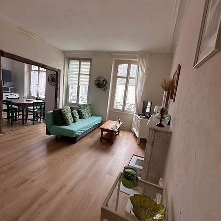 Le Compostelle Apartment Исудун Екстериор снимка